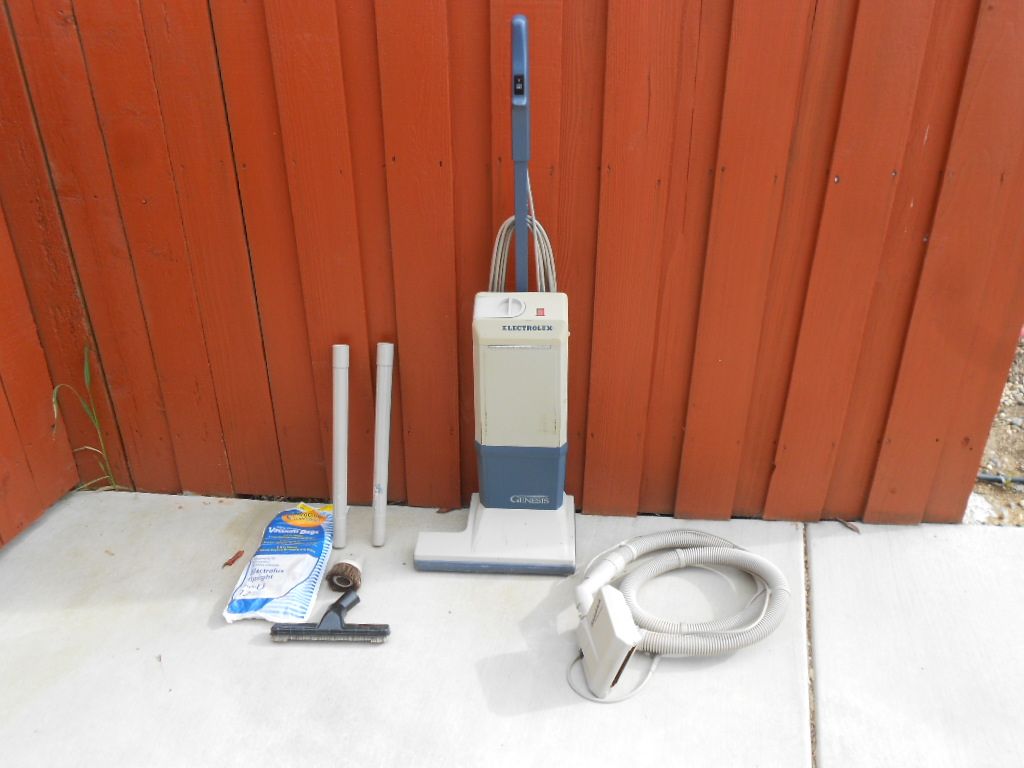 Electrolux Genesis LX upright vacuum w/ Sidekick Powered Attachment